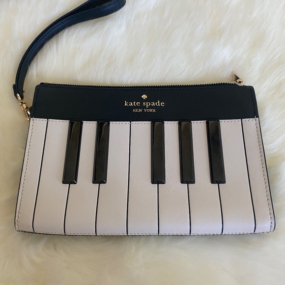 Kate Spade Black and Cream Piano Clutch - Picture 3 of 8